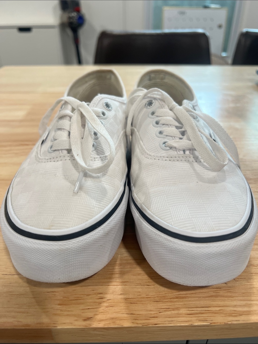 Women’s VANS White Low-Top Canvas Sneakers